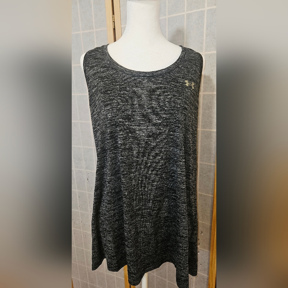 NWT - Under Armour Gray Athletic Sleeveless Top Size XXL